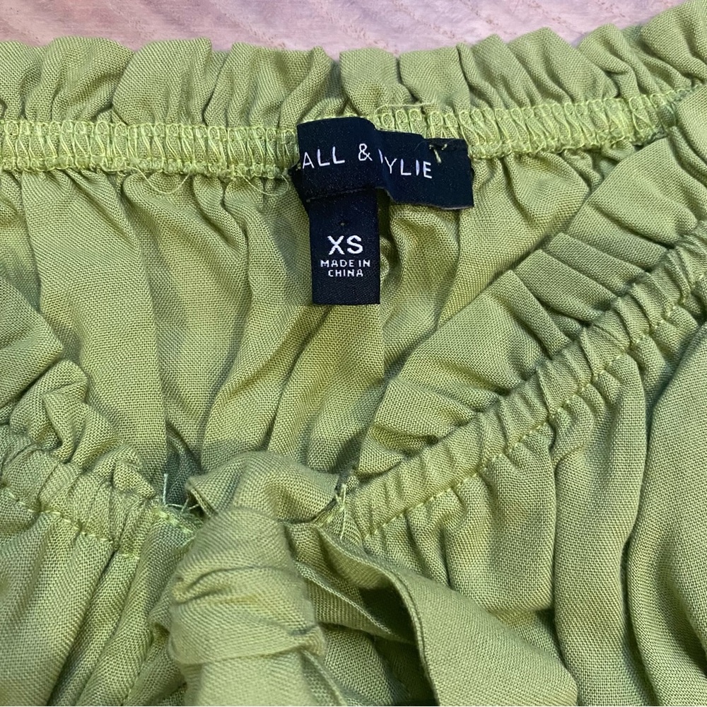 Kendall & Kylie Tie-Front Bustier Top - Picture 6 of 7